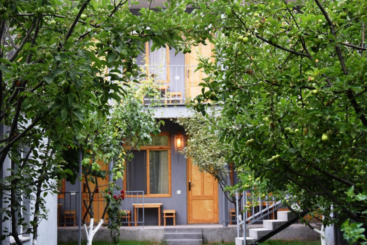 Andranik B&B Goris Bagian luar foto