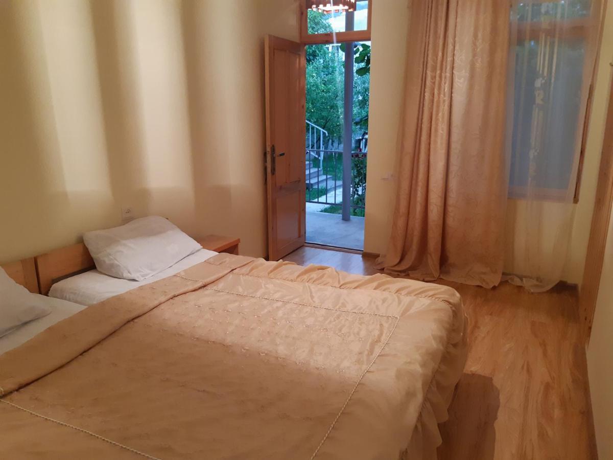 Andranik B&B Goris Bagian luar foto