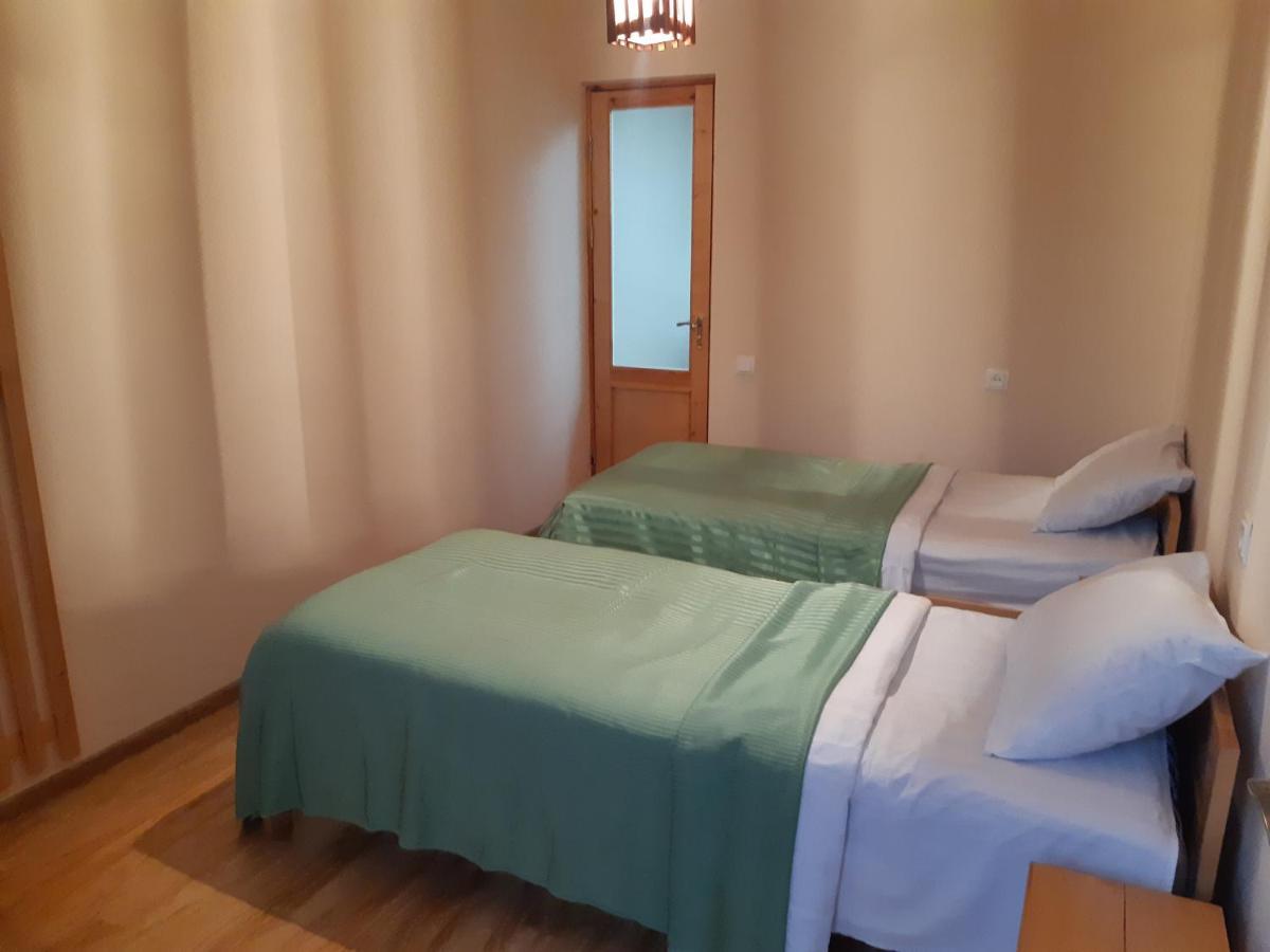 Andranik B&B Goris Bagian luar foto