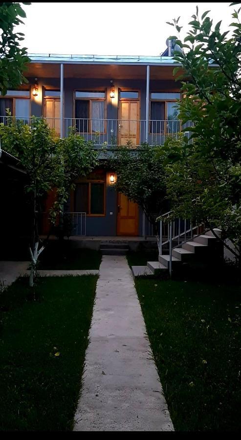 Andranik B&B Goris Bagian luar foto